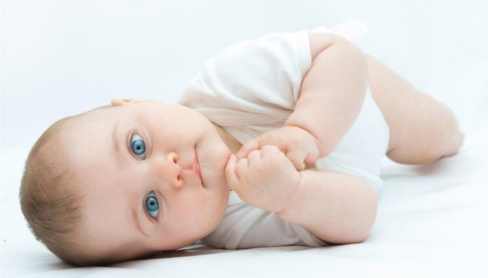 تغییرات در رشد کودک چهار تا پنج ماهه رشد کودک از 4 تا 5 ماهگی